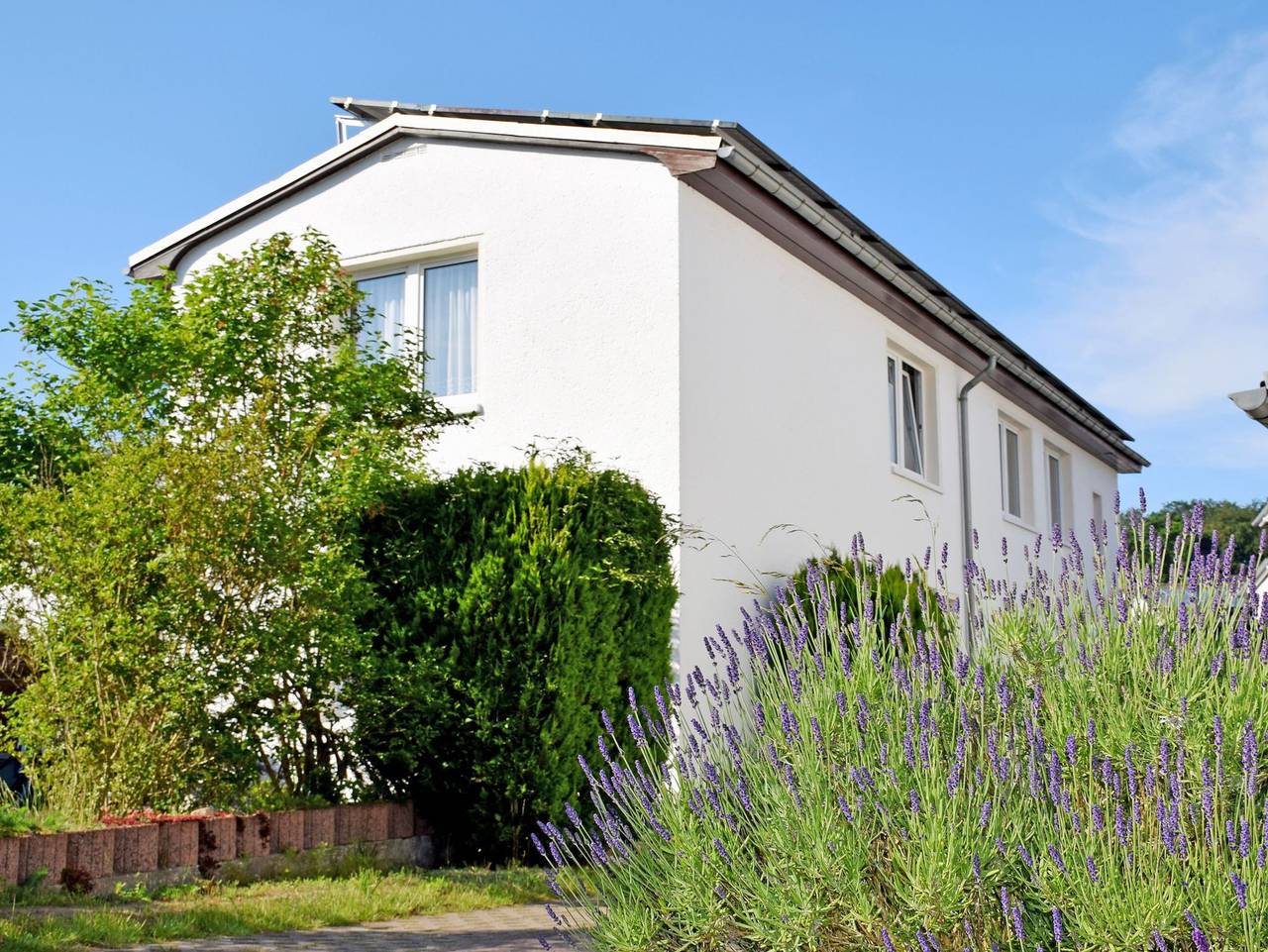 Ganze Ferienwohnung, Ferienwohnungen auf Rügen im Ostseebad Sellin - 1-Raum-Ferienwohnung Mönchgut m. Terrasse in Sellin, Rügen