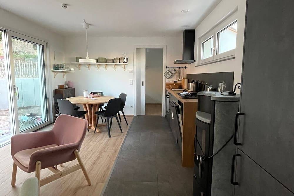 Neues Ferienhaus mit Garten am Waldrand, familienfreundlich in Quedlinburg, Harzvorland