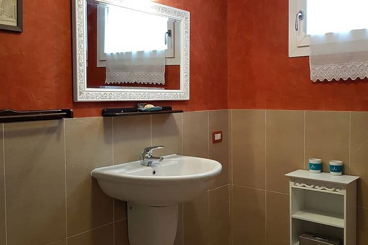 Entire apartment, Su Niu Crobu, au Nid du corbeau Spacious apartment with breathtaking views in Niu crobu, Quartu Sant'Elena
