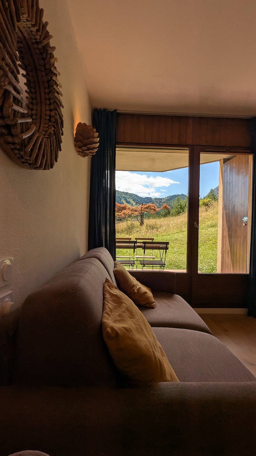 Appartamento intero, Casa vacanze 'Les Cimes - Vista Grand Veymont' con vista montagna e terrazza privata in Gresse-en-Vercors, Parc naturel régional du Vercors