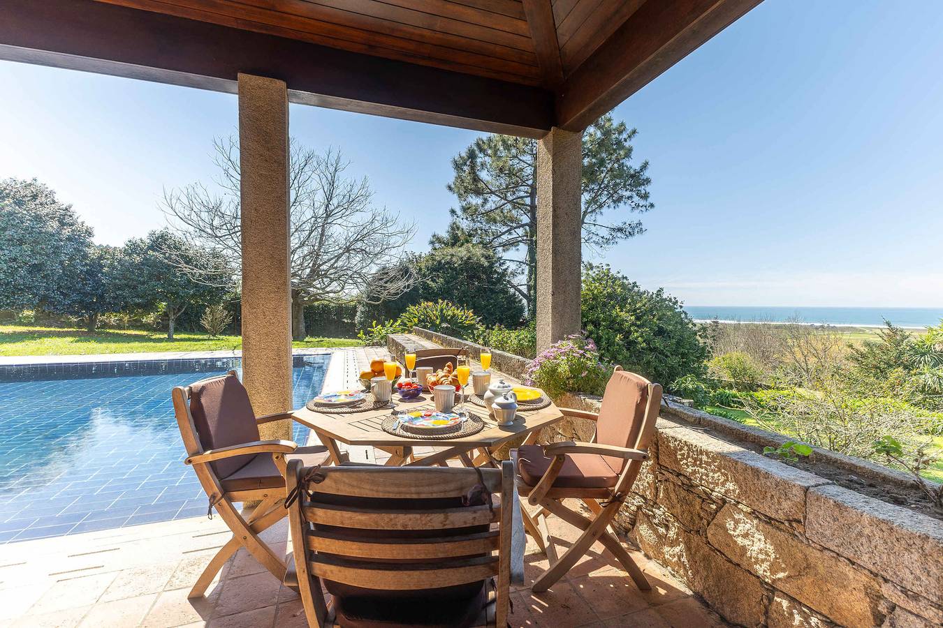 Beach Farm - Pool and Jacuzzi with Sea View in Carreço, Viana do Castelo Distrikt