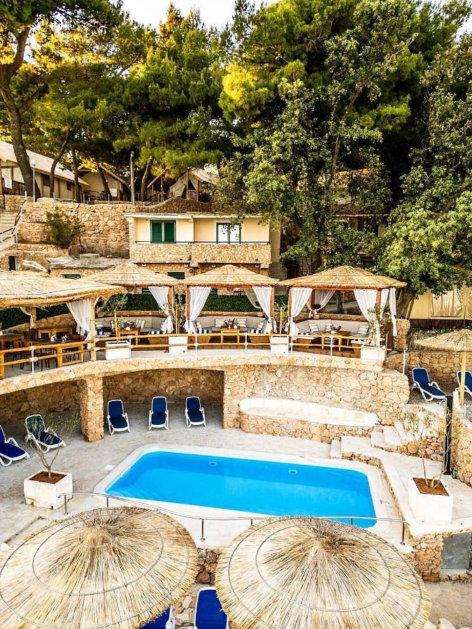 Zelt für 4 Personen, mit Pool und Garten, mit Haustier