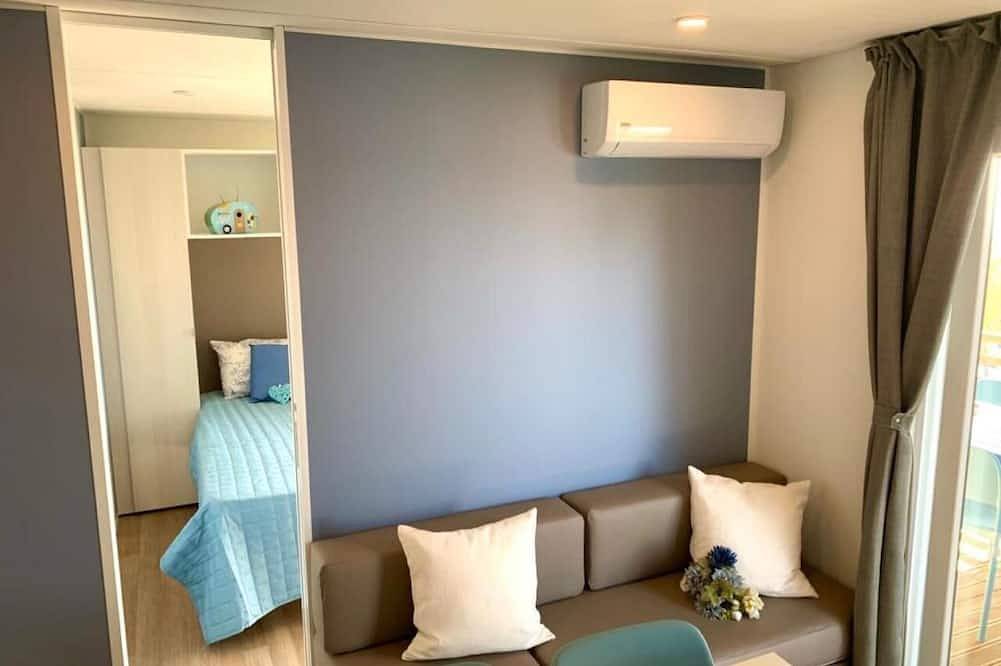 Ferienpark della Colombaia Mobilehome Panorama Spa Dog für 6 Personen in Padenghe sul Garda, Gardasee-Berge