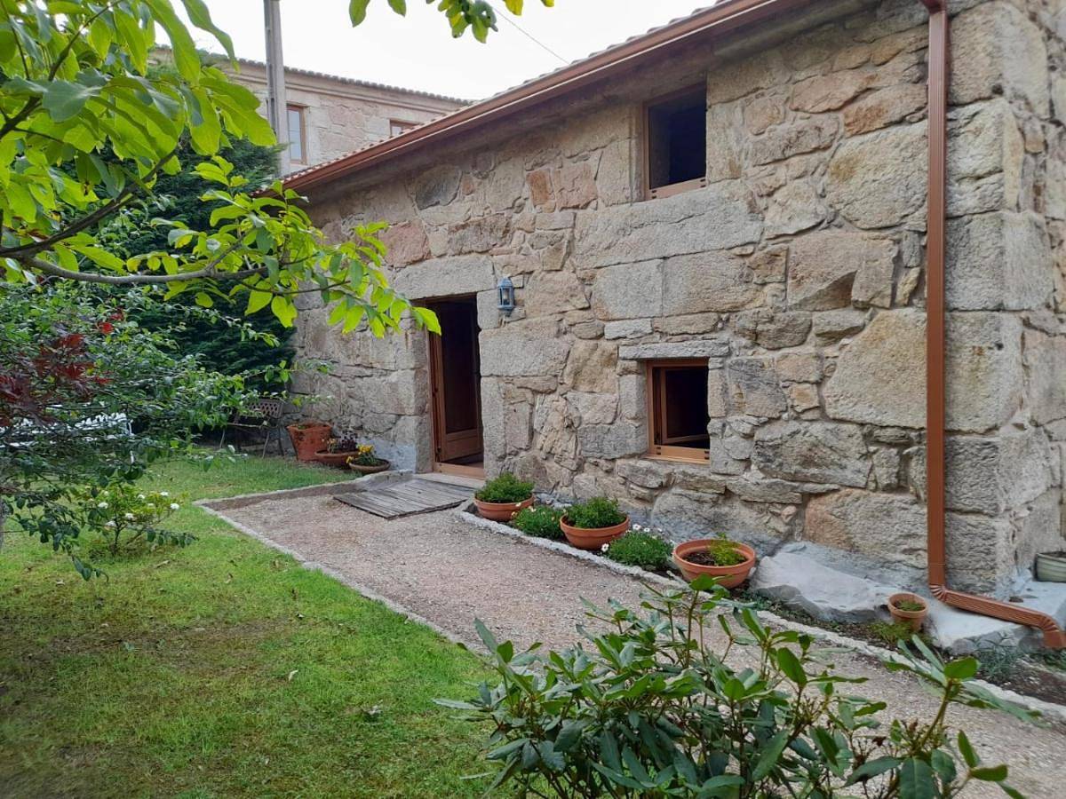 Two-Bedroom House in Villanueva de Arosa, Rias Baixas
