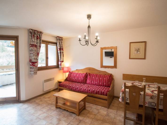 Gîte pour 6 personnes, avec Terrasse à Lanslebourg-Mont-Cenis - 2