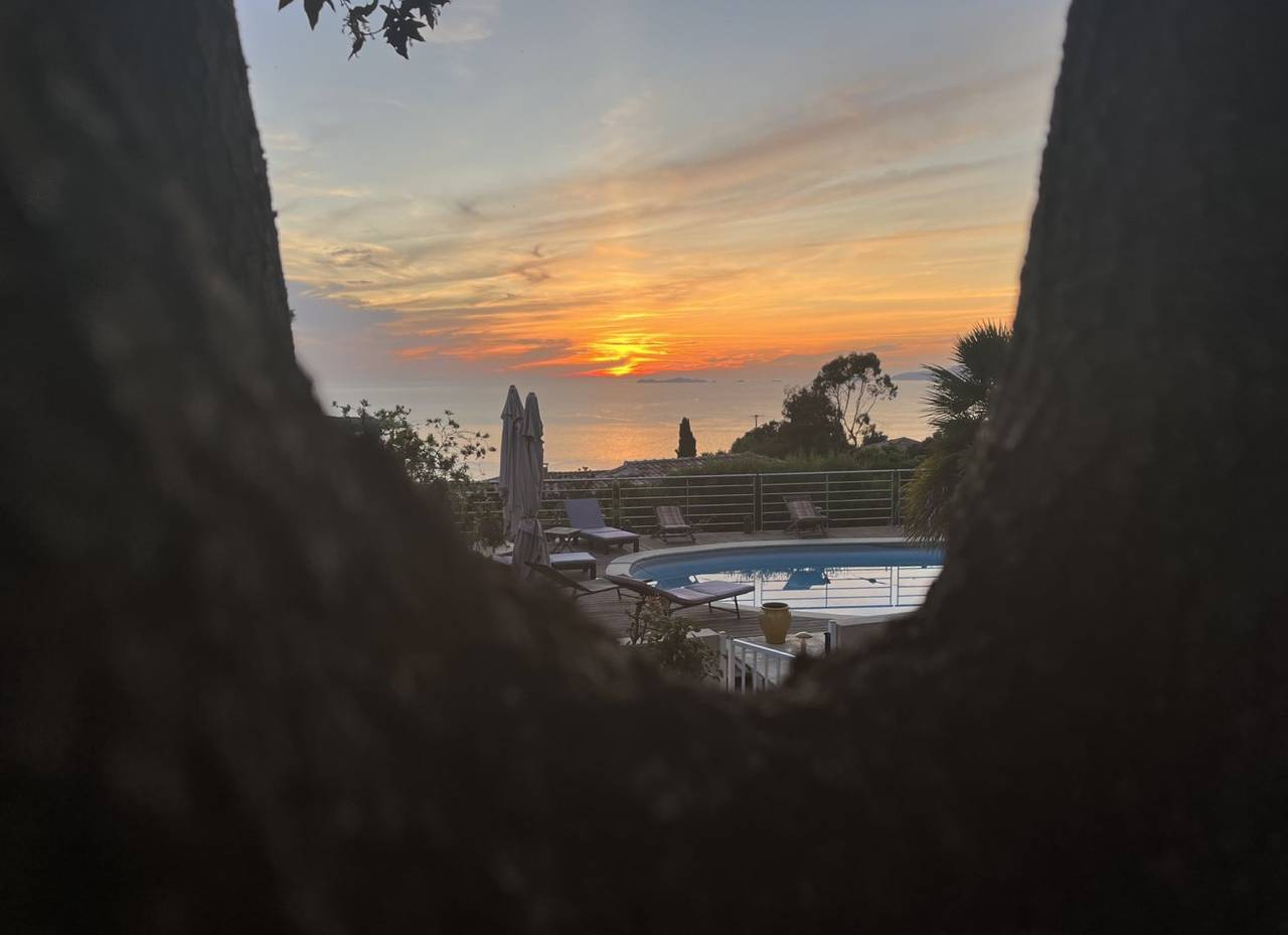 Gite vue mer avec piscine in Coti-Chiavari, Région d'Ajaccio
