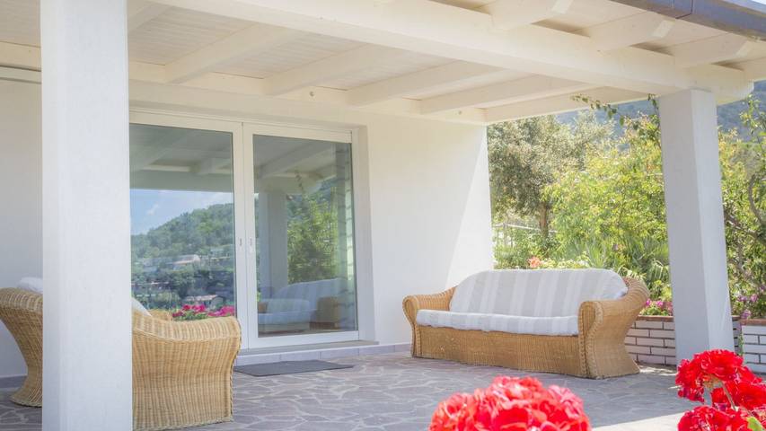 Ferienhaus für 7 Personen, mit Terrasse und Garten in Biodola