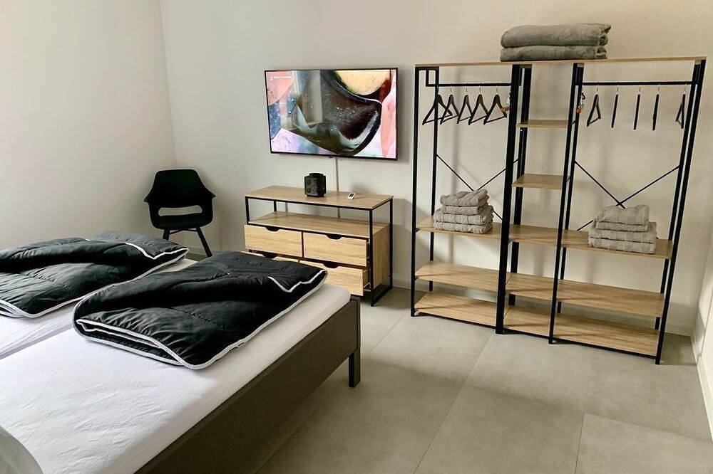 Ganze Wohnung, Appartement 3 - Appartement/Fewo, Dusche oder Bad, Wc, 2 Schlafräu in Dahn, Landkreis Südwestpfalz