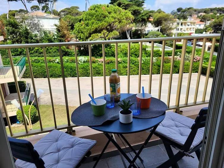 Appartement entier, 2 Pièces 4 Personnes in Antibes, Côte méditerranéenne (France)