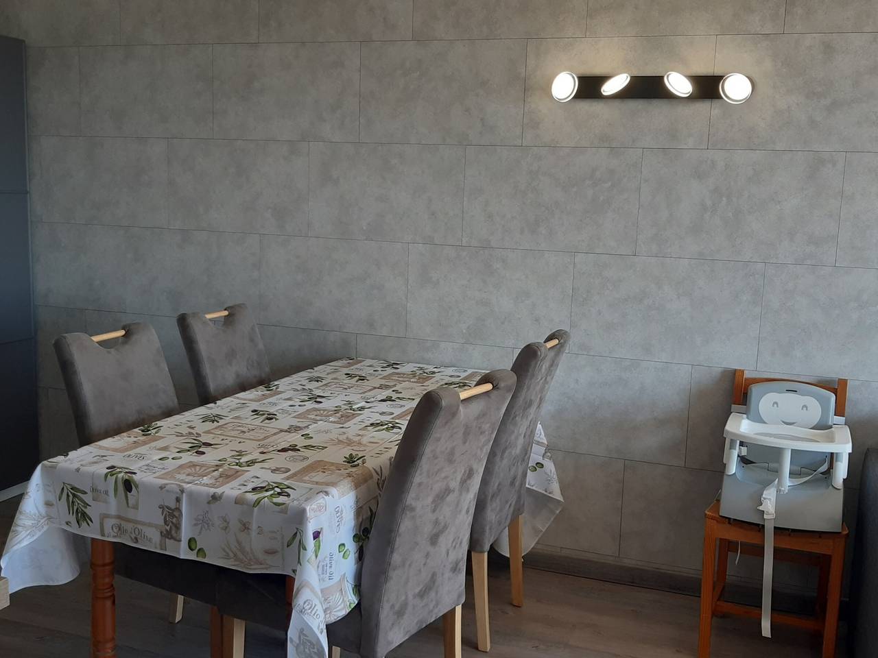 Ganzes Studio, Studio-Kabine für 4 in Port Leucate mit Tv, Waschmaschine und Großem Kühlschrank in Port Leucate, Leucate