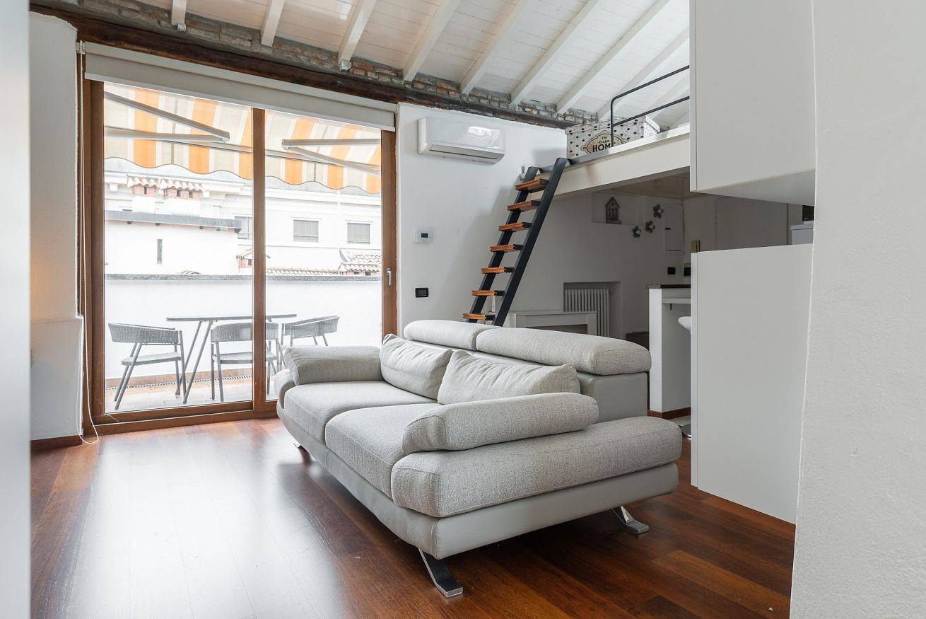 Appartamento intero, Appartamento vacanze per 2 persone con balcone/terrazza in Como, Lago di Como