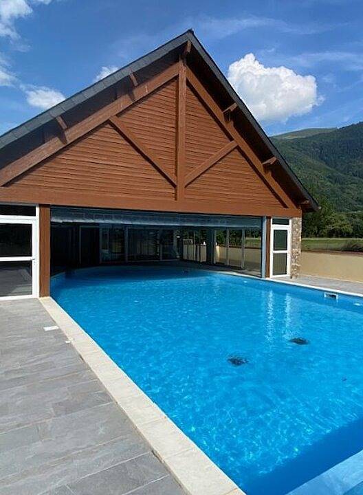 Gîte pour 4 personnes, avec piscine et terrasse à Bagnères-de-Luchon