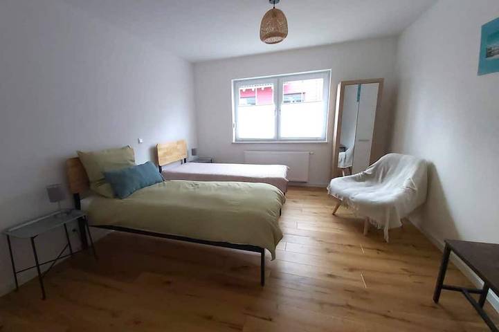 Ganze Wohnung, Apartment with terrace at the rose garden in Alzenau, Spessart-Mainland