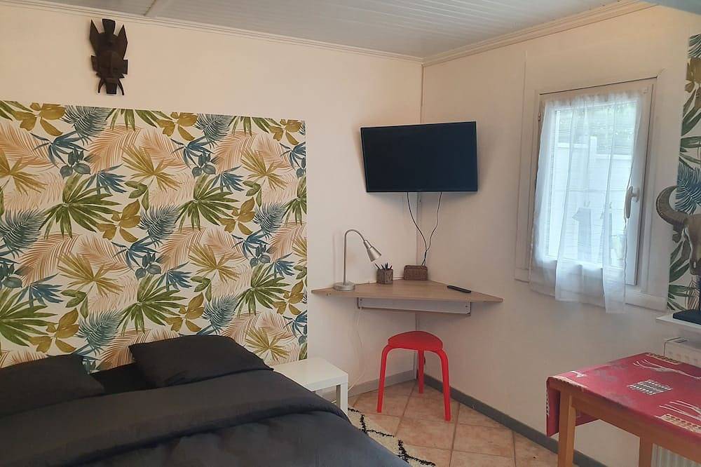 Entire apartment, Independent Studio in Rosny-sous-Bois, Seine-Saint-Denis