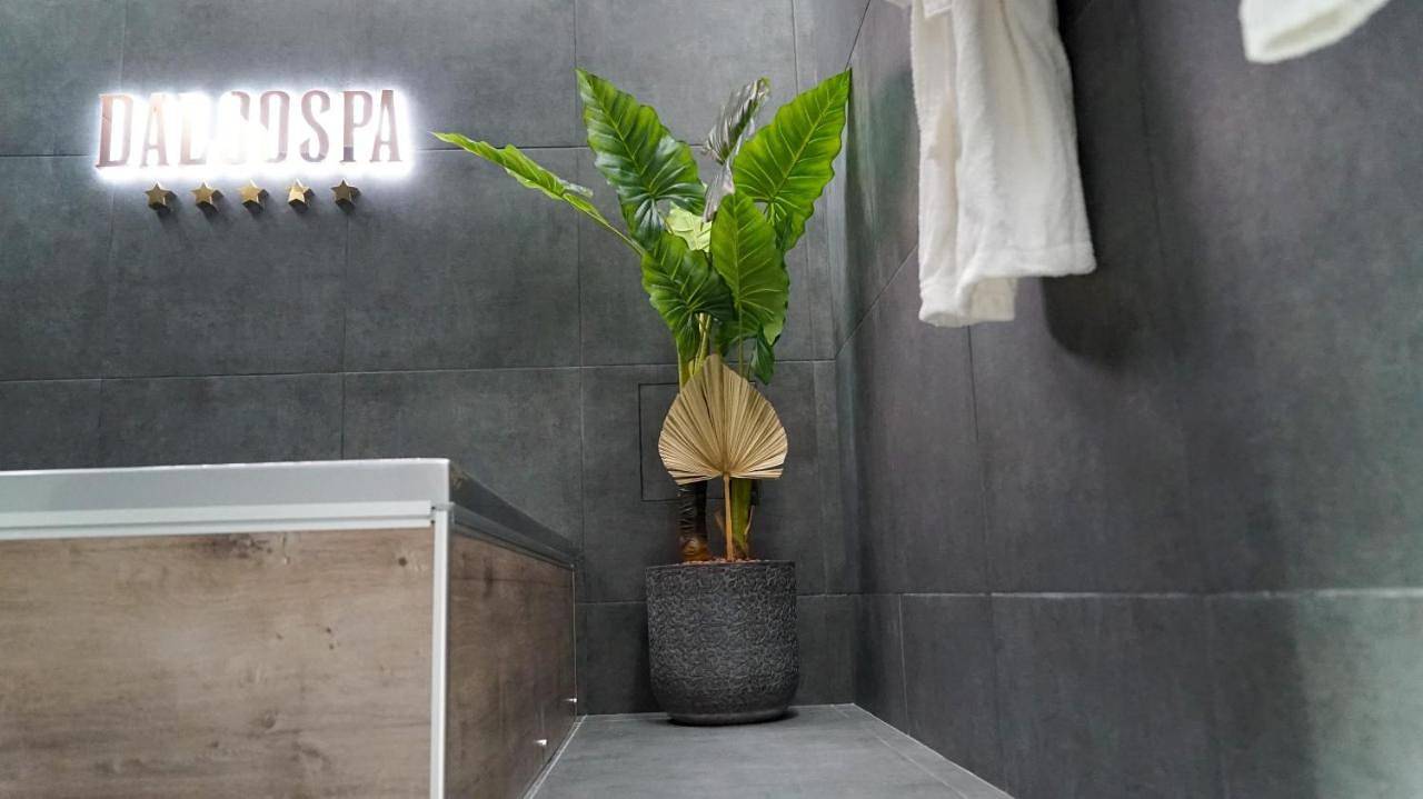 One-Bedroom Apartment with Spa Bath in Drancy, Seine-Saint-Denis