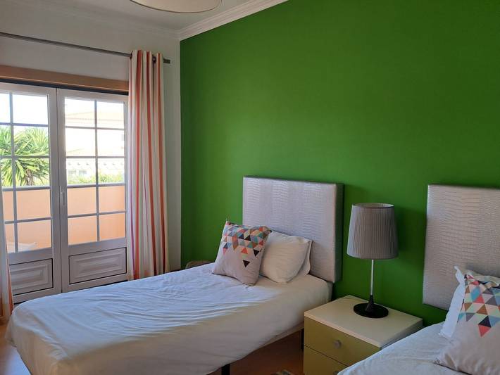 Location de vacances pour 6 personnes, avec piscine et jardin à Óbidos - 3