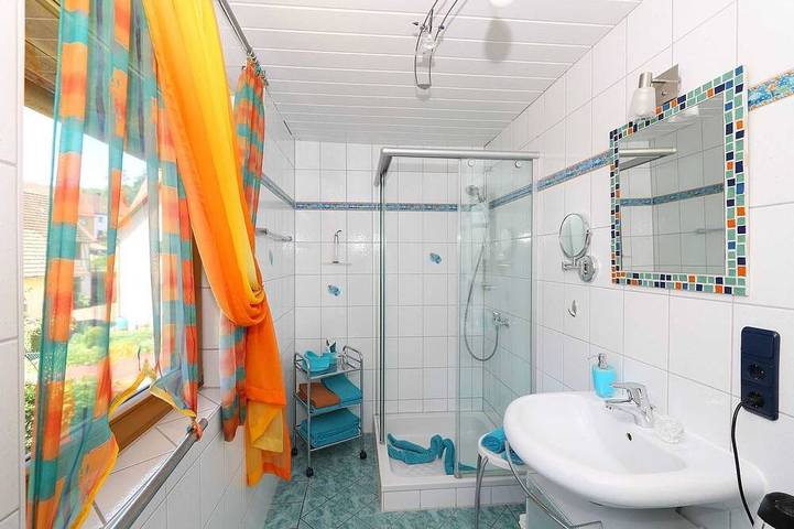 Ferienwohnung für 5 Personen, mit Balkon und Garten in Waischenfeld - 4