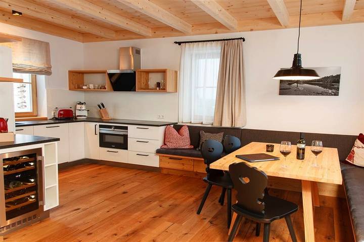 Chalet für 6 Personen, mit Whirlpool und Garten sowie Sauna, mit Haustier in Bad Kleinkirchheim - 4