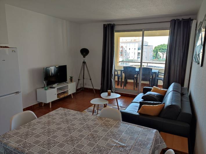 Gîte pour 4 personnes, avec piscine et balcon à Agde - 2