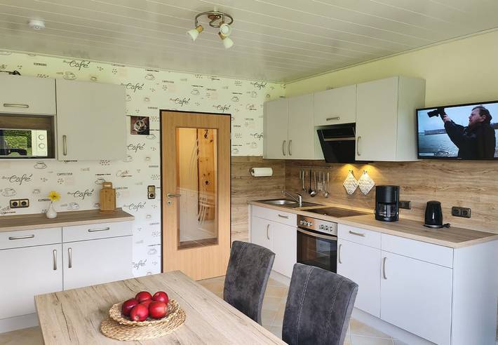 Ganze Wohnung, Ferienwohnung 8: Neue, große Wohnung in Altenau mit Wlan & E-Auto Ladestation – Ideal für Familien! in Altenau, Harzvorland