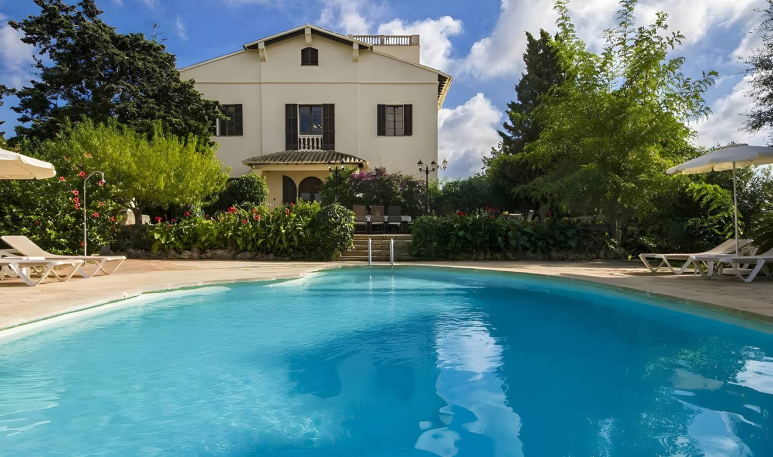 Villa 'Son Granada' mit Meerblick, privatem Pool und Wlan in Llucmajor, Mallorca Süden