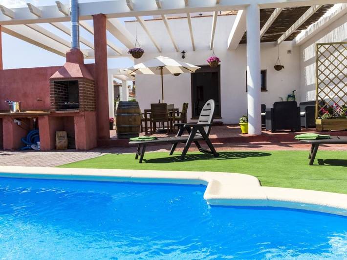 Casa rural para 7 personas, con Terraza además de Jardín y Piscina en El Padul - 2
