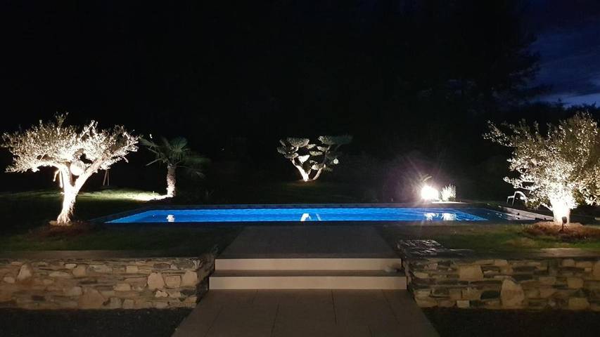 Location de vacances pour 2 personnes, avec jardin et piscine dans Juvardeil - 2