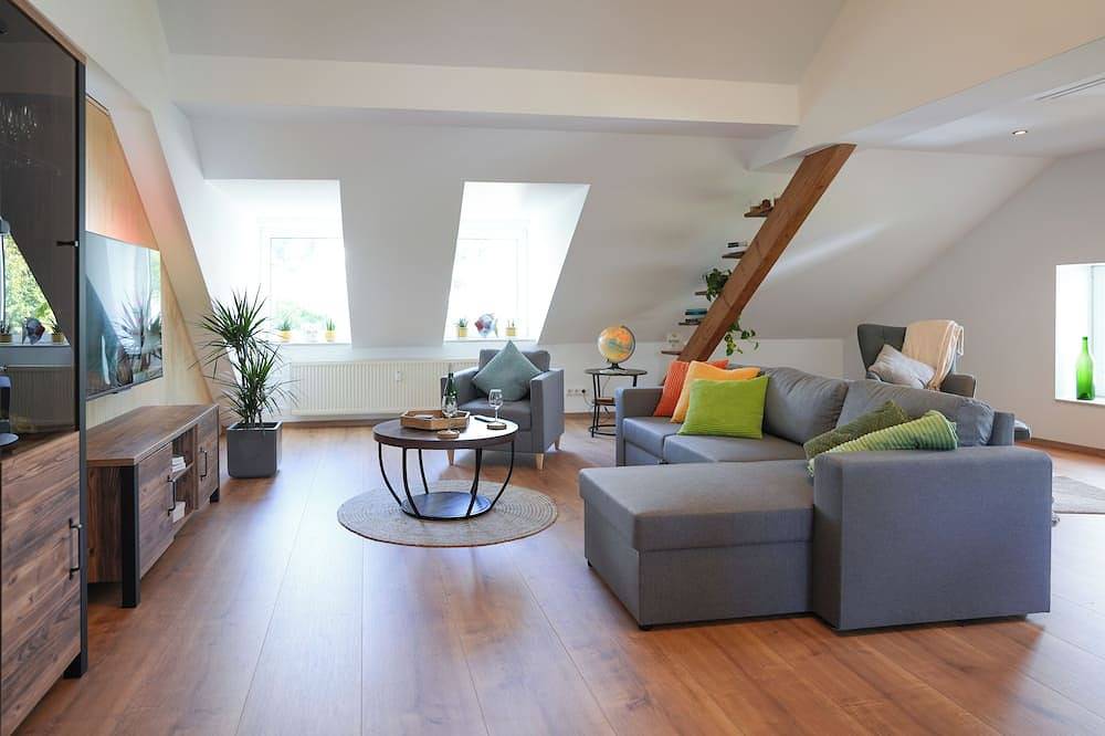 Ganze Wohnung, Ferienwohnung Uferglück  Gemütliche Wohnung direkt am Saarufer in Ayl, Landkreis Trier-Saarburg