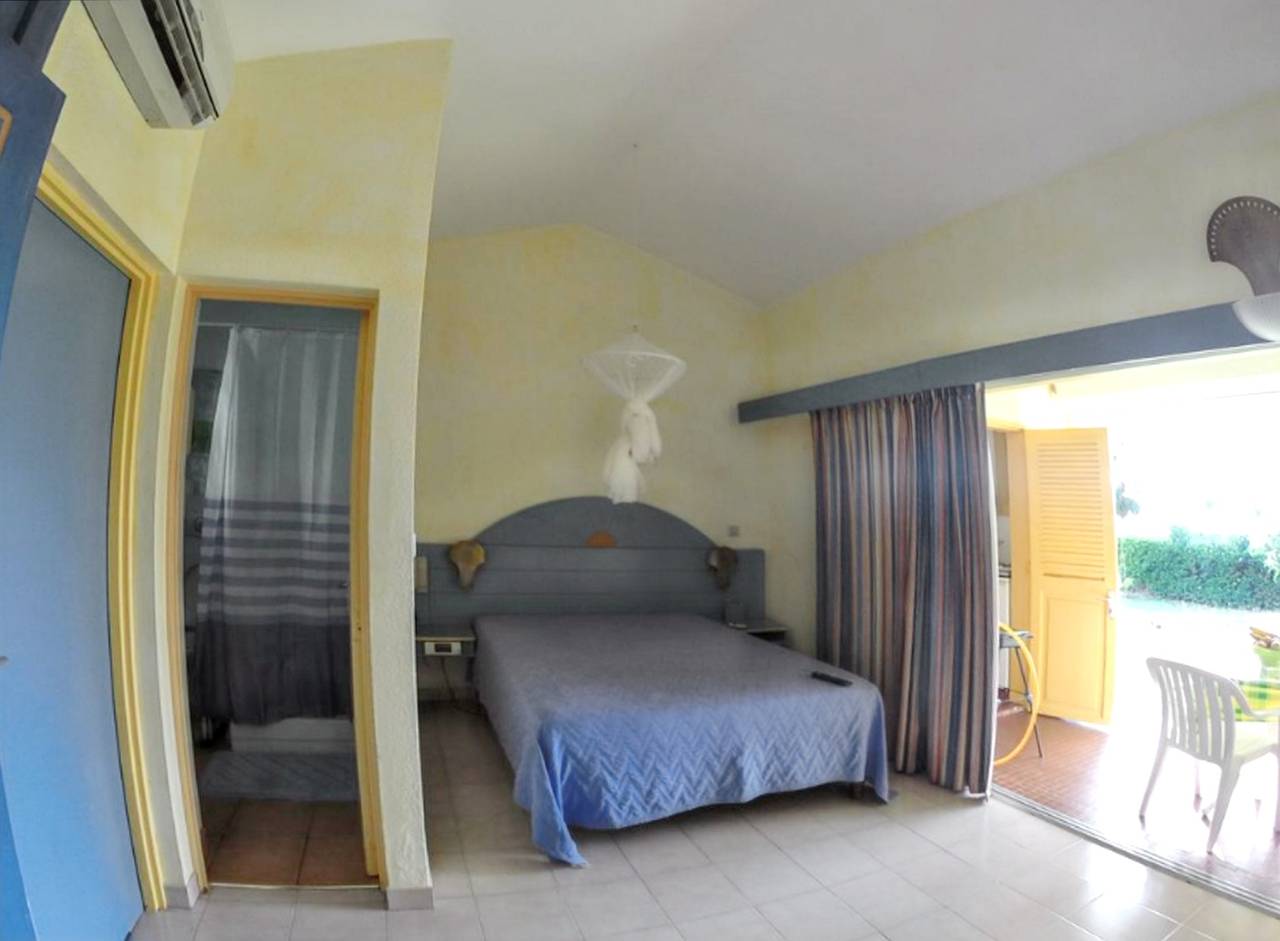 Estudio entero, Estudio cómodo en Sainte-Anne - 30 m² con vista al mar in Sainte-Anne, Martinica