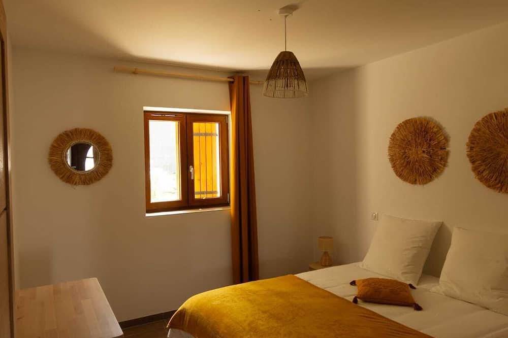 Villa Violette Proche Centre Barjac in Barjac, Alès region