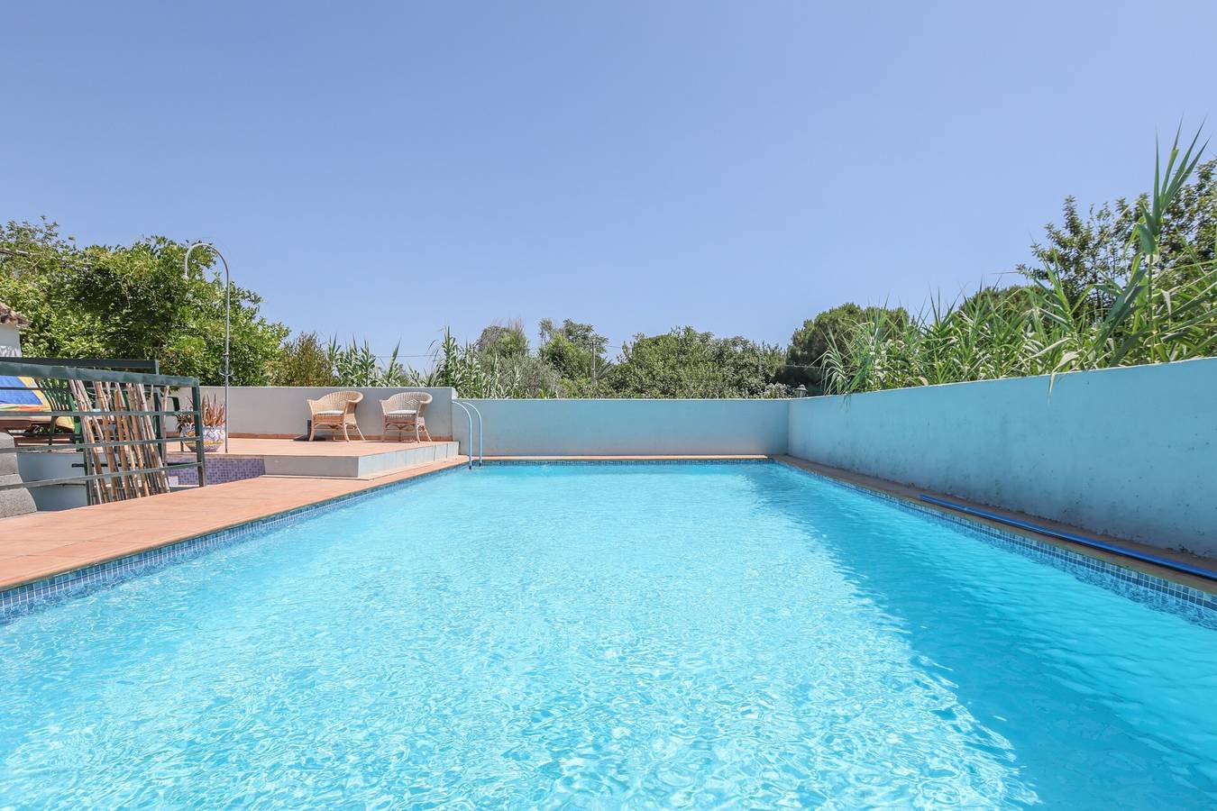 Finca 'Villa Moral' mit privatem Pool, Wi-Fi und Klimaanlage in Arahal, Sevilla Provinz