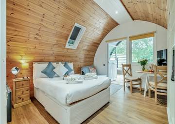 Glamping for 2 People in Somerset, England, Photo 4