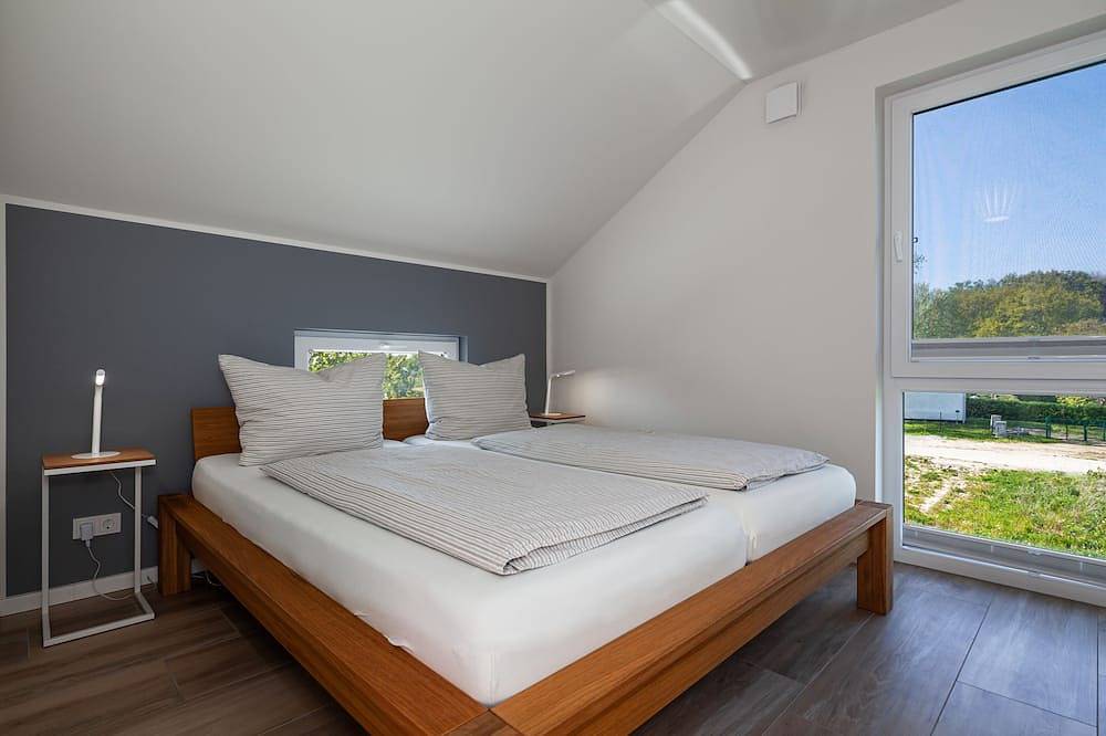 Ferienhaus Rügen-Relax mit hochwertiger moderner Ausstattung in Bodden-Nähe in Vaschvitz, Trent