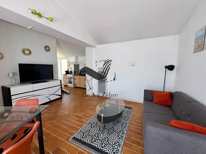 Location de vacances pour 4 personnes, avec terrasse à Port-des-Barques - 2