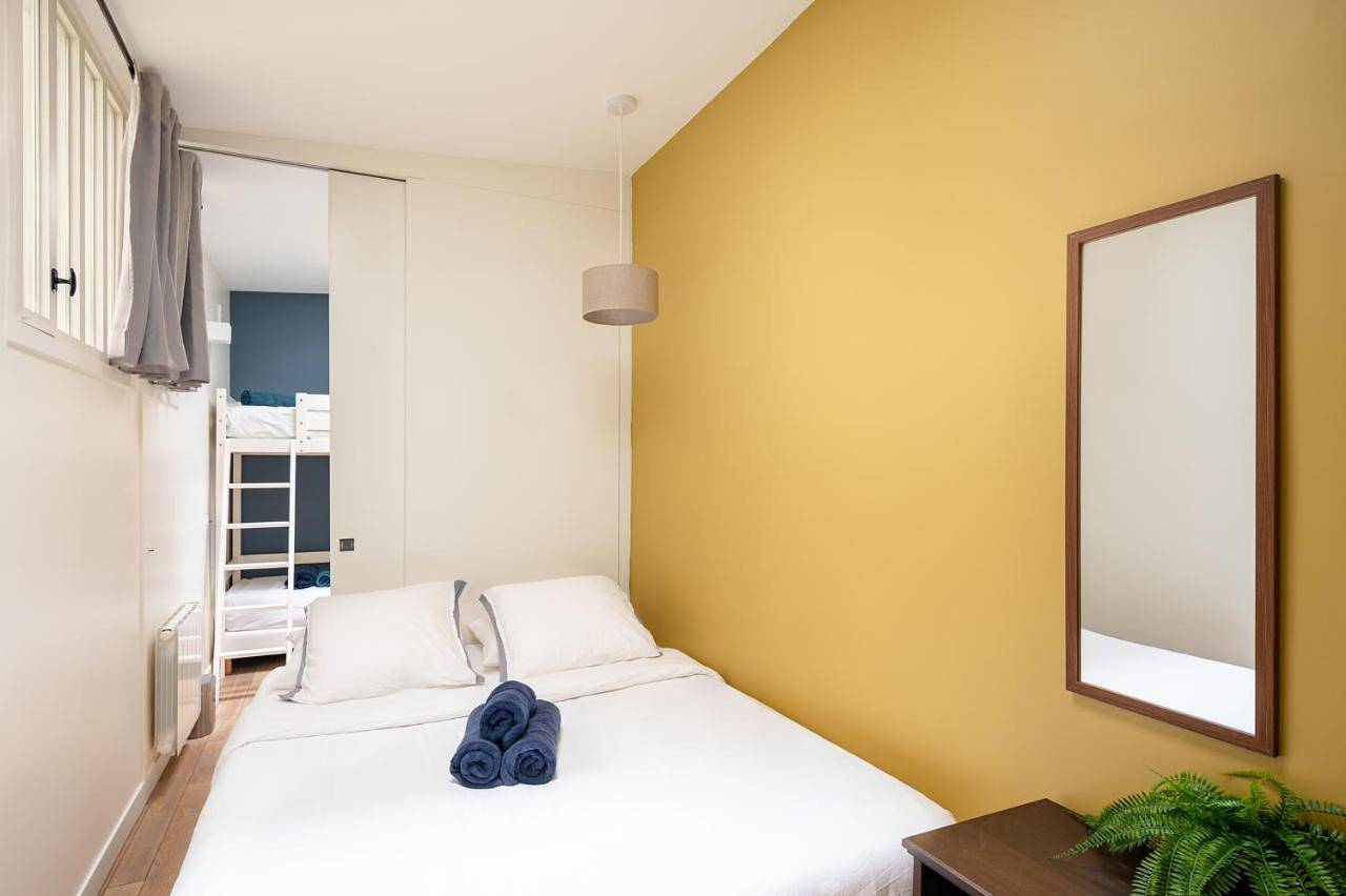 Appartement entier, Apartment in Paris, Île de France