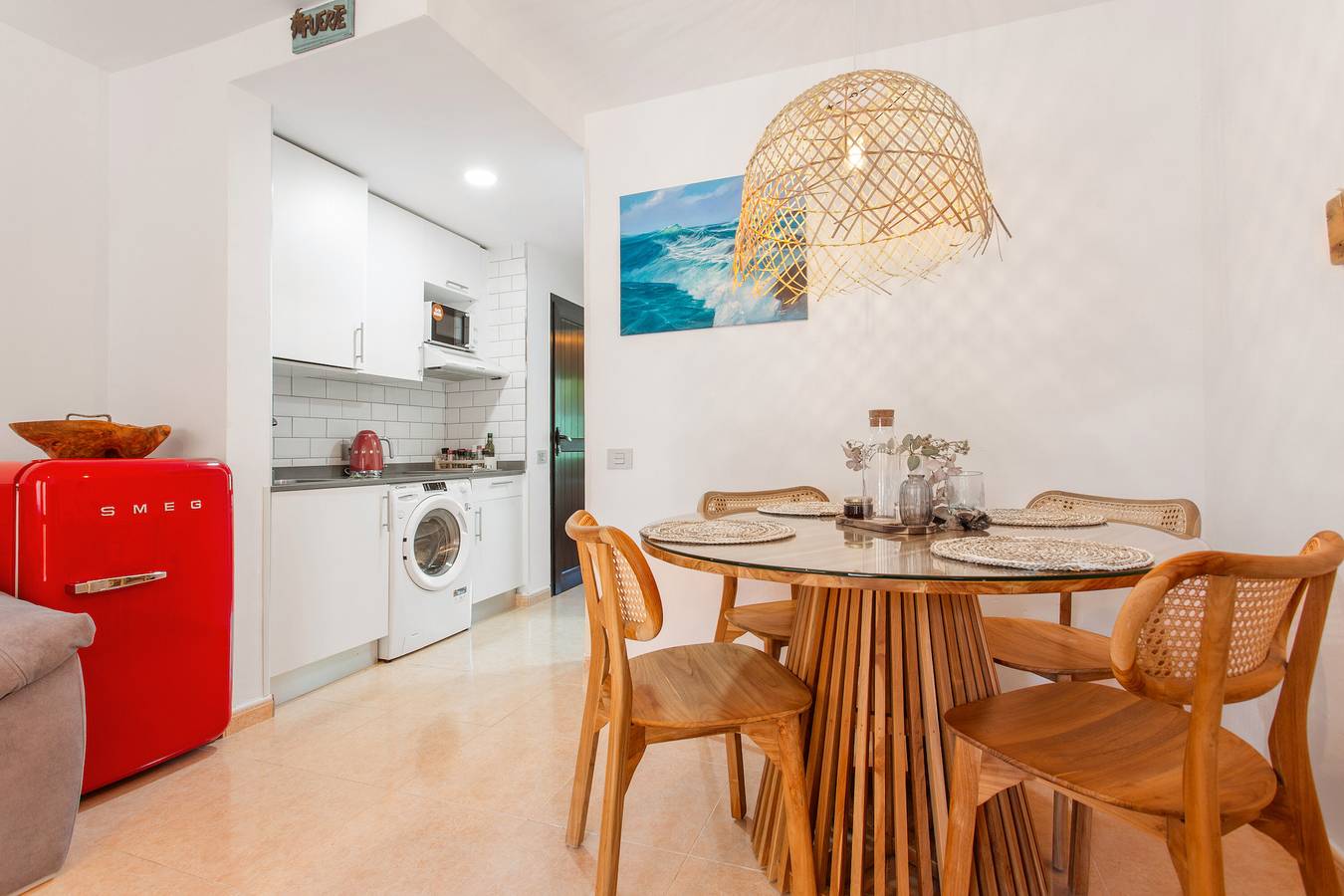 Apartamento entero, Vacaciones 'Blanca del Sol Oasis Duna' con piscina compartida, terraza privada y Wi-Fi in Corralejo, La Oliva