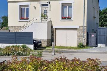 Gîte pour 6 personnes, avec jardin à Questembert