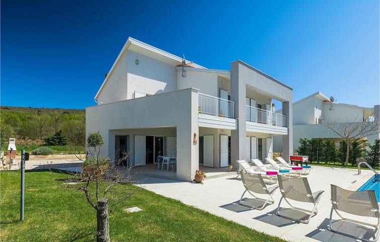 Glamping for 9 people in Croatia