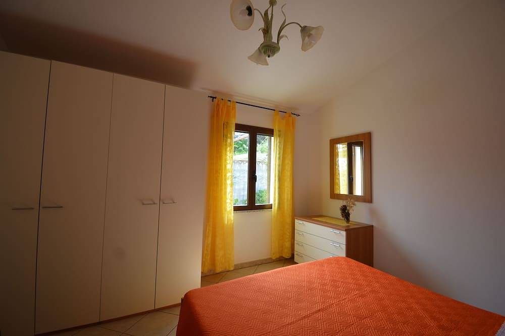 Entire apartment, Casa Panoramica in Santa Maria Navarrese, Ogliastra Province