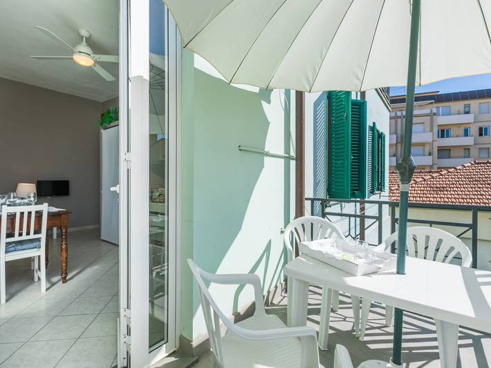 Ferienwohnung für 4 Personen, mit Balkon in Cecina - 2