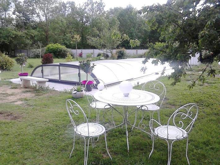 Chambre d’hôte pour 3 personnes, avec piscine ainsi que terrasse et jardin dans Allier - 4