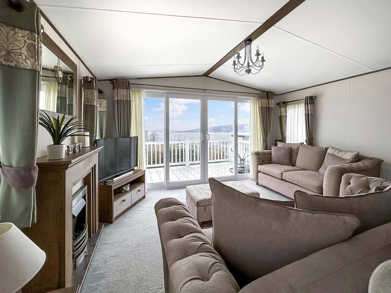 Beaumont Elite Lodge in Inverclyde