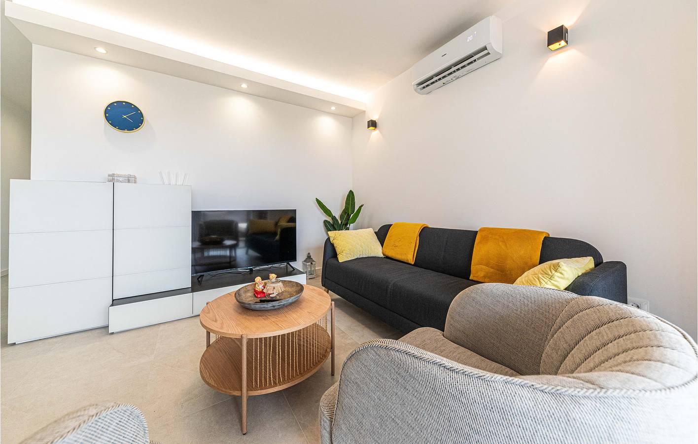 Ganze Ferienwohnung, Ferienwohnung für 6 Personen mit Pool in Kastel Novi, Kaštela