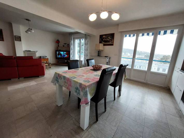 Appartement de vacances pour 4 personnes, avec balcon à Aix-les-Bains