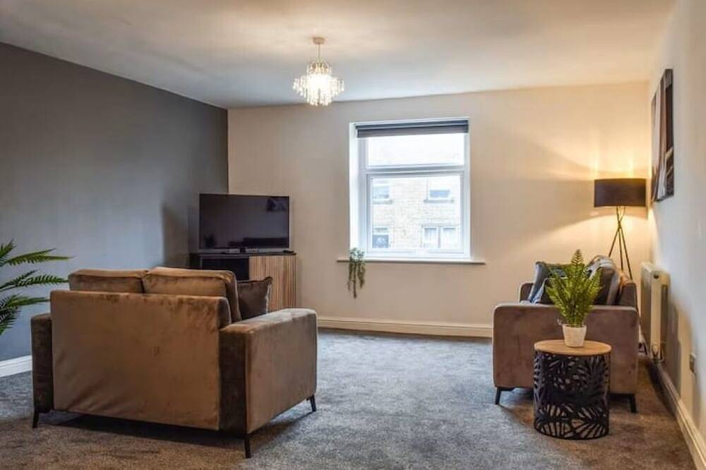 Holiday Rental for 5 People in Huddersfield, West Yorkshire