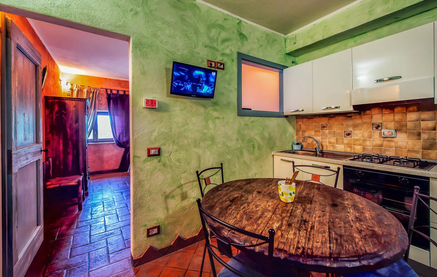 Ganze Ferienwohnung, Gemütliche Wohnung mit Pool, Garten & WiFi - Castiglione d'Orcia in Castiglione d'Orcia, Castiglione d'Orcia und Umgebung