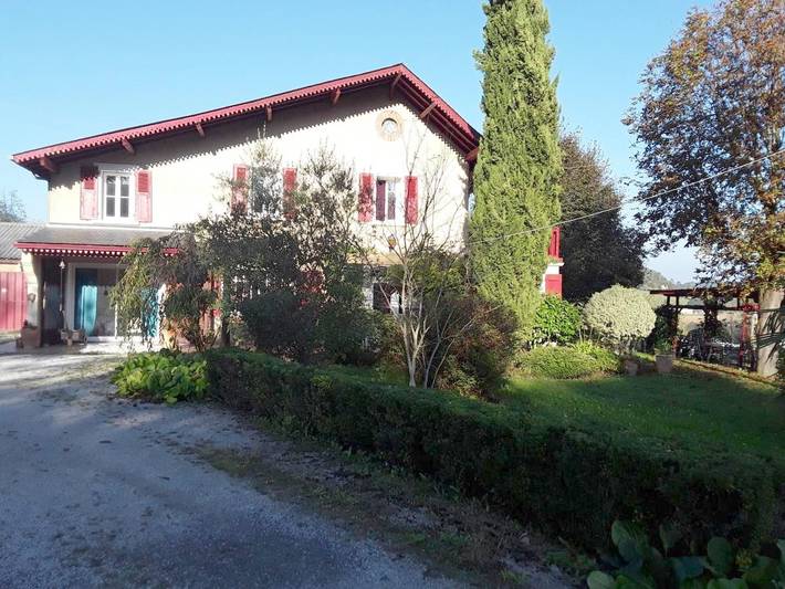Chambre d’hôte pour 4 personnes, avec vue ainsi que jardin et terrasse