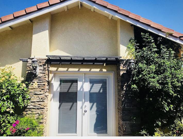 Vacation rental for 6 people, with hot tub and yard as well as balcony in Big Sur