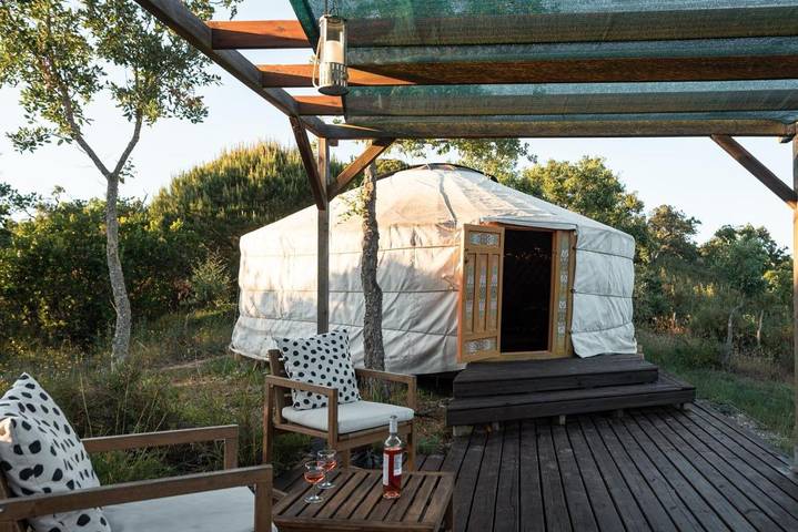 Gîte pour 3 personnes, avec vue ainsi que jardin et piscine dans Troviscais - 4