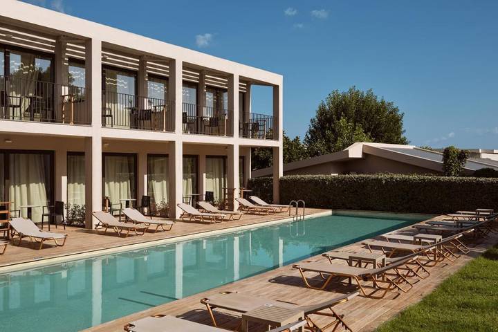 Hôtel pour 3 personnes, avec Balcon et Terrasse ainsi que Piscine et Sauna